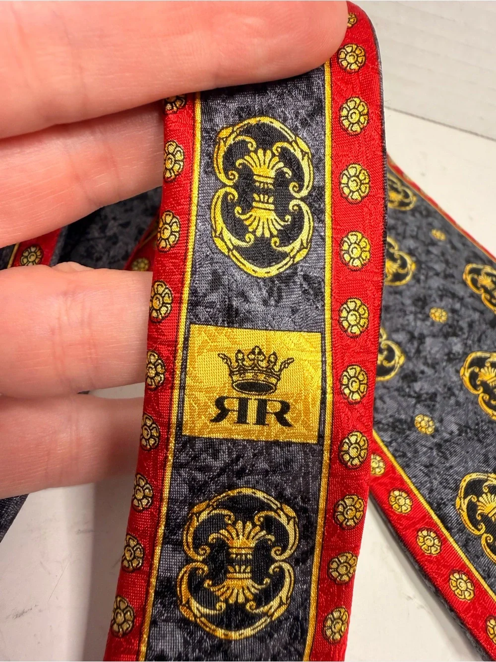 Richel Handmade in Spain 100% Silk Necktie with Crown and Crest Motif